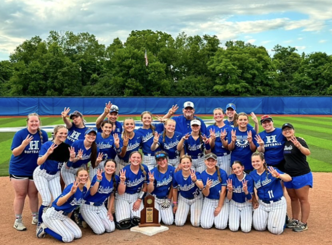 Softball team poses after a big win. Picture from Highlands softball team.